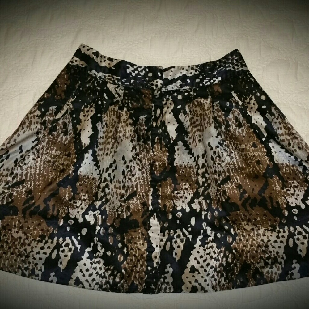 Fun, flirty, retro skirt